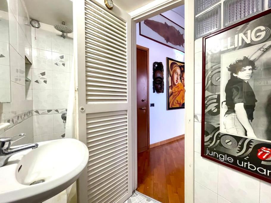 شقة Our Arty Flat In Monti روما المظهر الخارجي الصورة