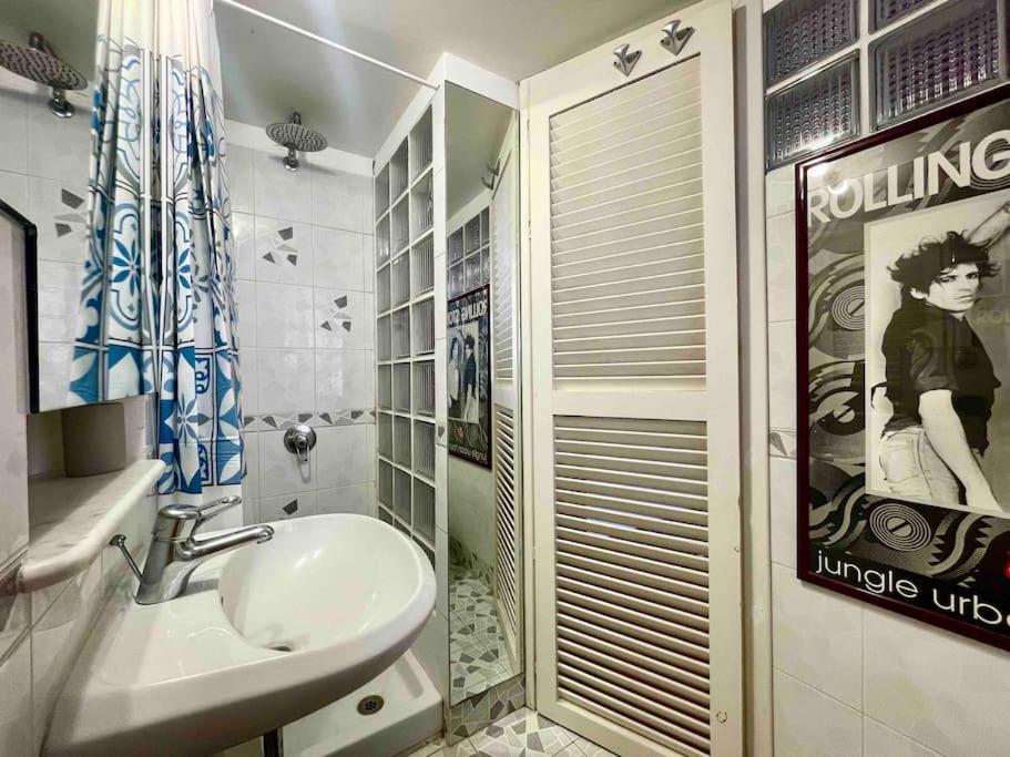 شقة Our Arty Flat In Monti روما المظهر الخارجي الصورة
